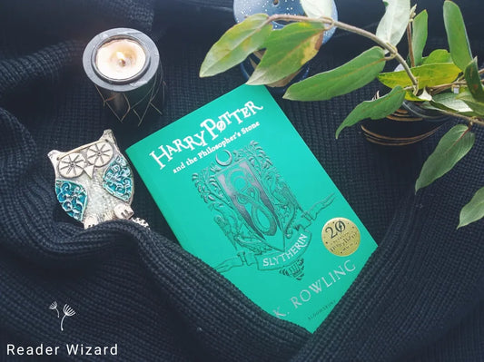 „Хари Потър и Философският камък" от Дж. К. Роулинг